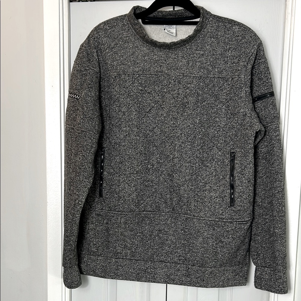 NEW CROOKS & CASTLES Men's Gray Sweatshirt. NEW